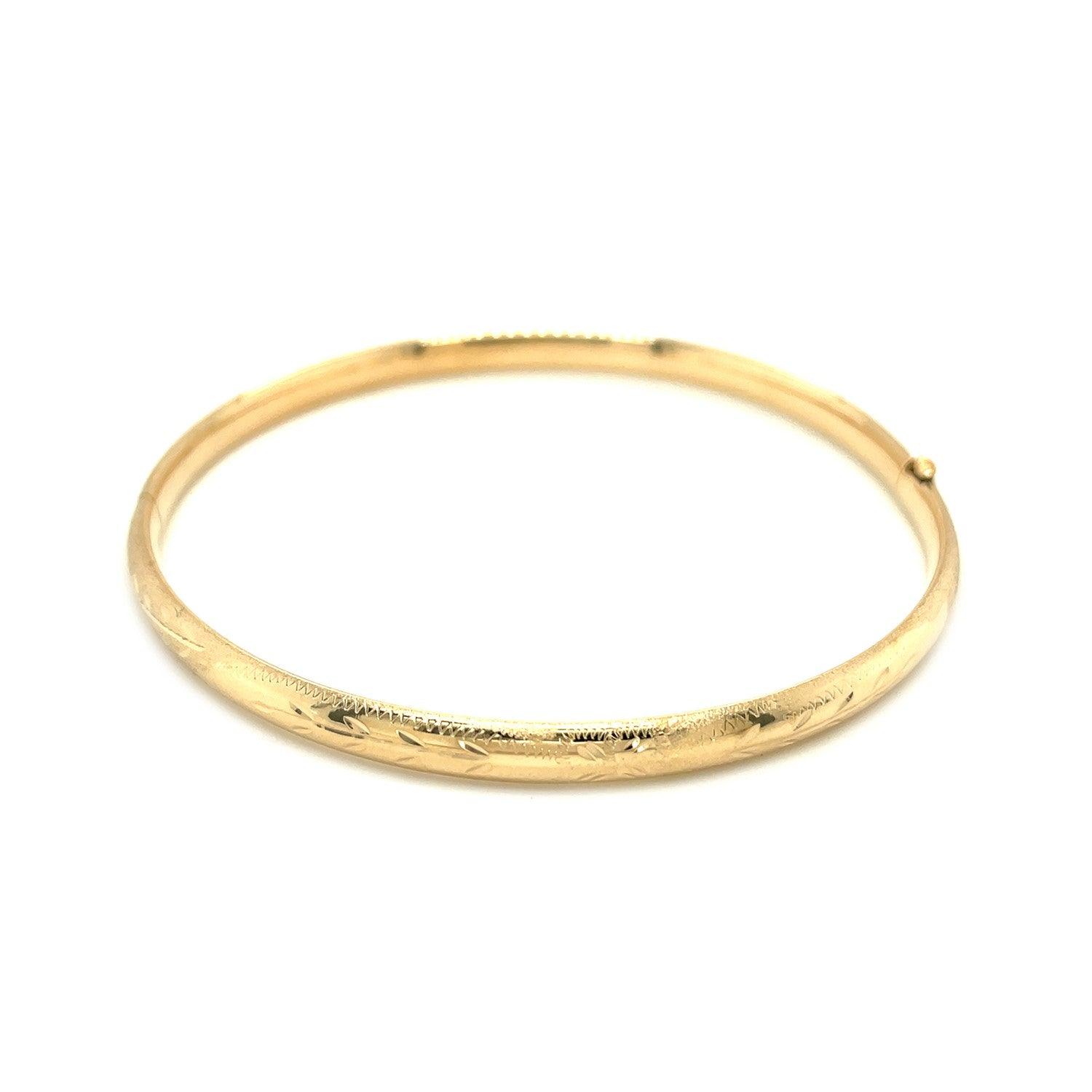 14k Yellow Gold Dome Florentine Design Bangle